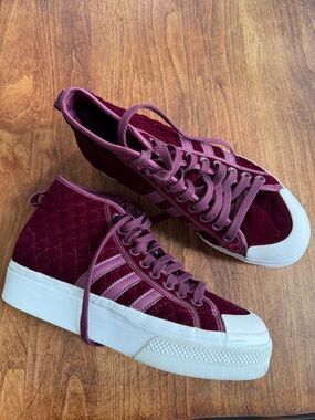 Adidas Originals Women's Nizza Platform Mid sneakers size 8
